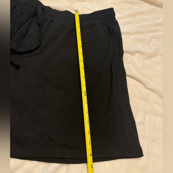 XXL - Pack of 3 Super Soft Shorts - Never Worn - Soft enough to sleep in. - Picture 6 of 7